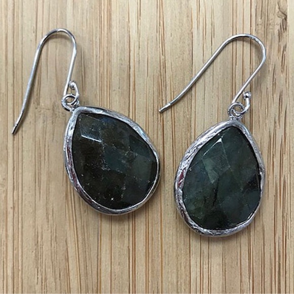 Labradorite Pear Cut/Sterling Silver Bezel Set Earrings-Boutique - Picture 11 of 12